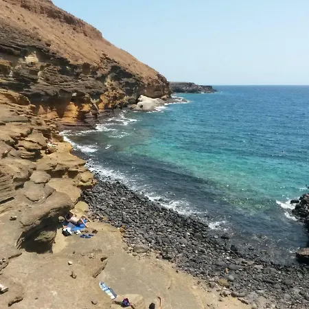 Amarilla Rocks * Costa Del Silencio